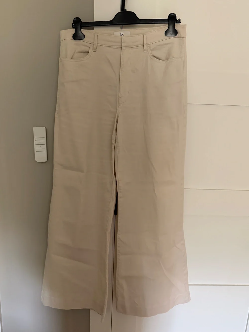 Banana Republic Cream Italian Linen Cotton Wide-Leg Jean